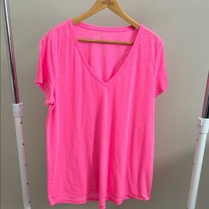 Lilly Pulitzer Neon Pink Etta V-Neck Short Sleeve Tee High-low hem XL